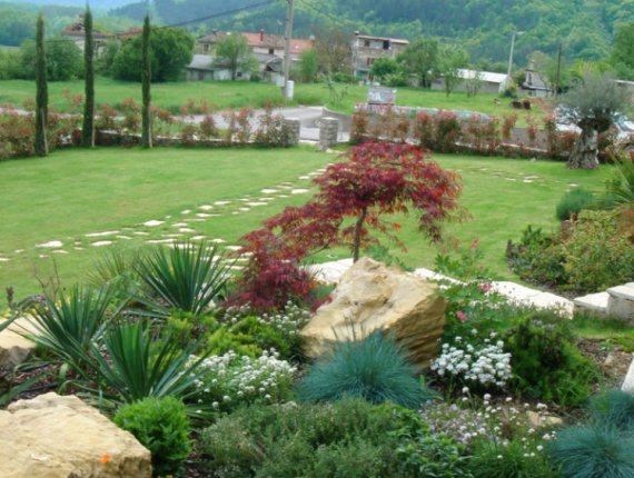 Garden in Gradinje